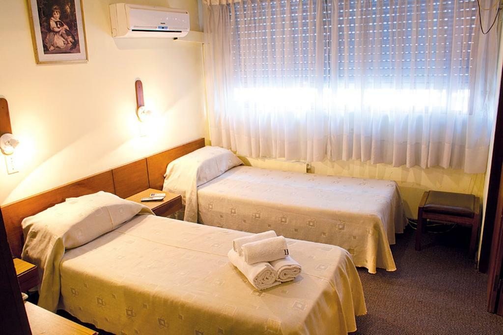 Hotel Balfer มอนเตวิเดโอ ภายนอก รูปภาพ